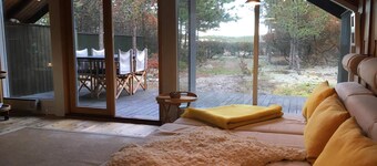 Cottage on Anholt facing a large natural area