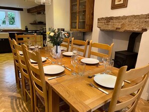 Dining - House - Sleeps 10, Pet friendly & Parking (Wigton)