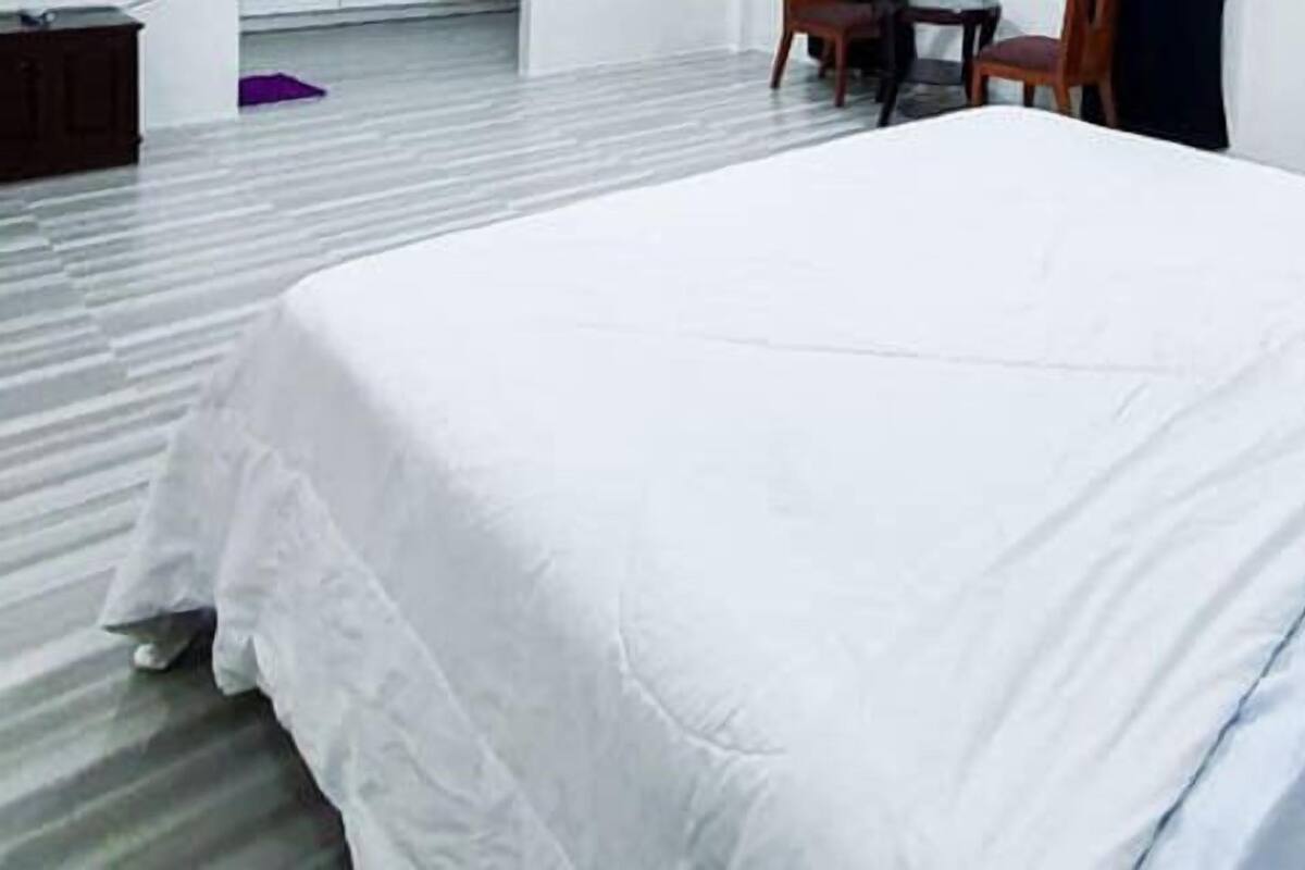 Villa | Premium bedding, in-room safe, desk, iron/ironing board