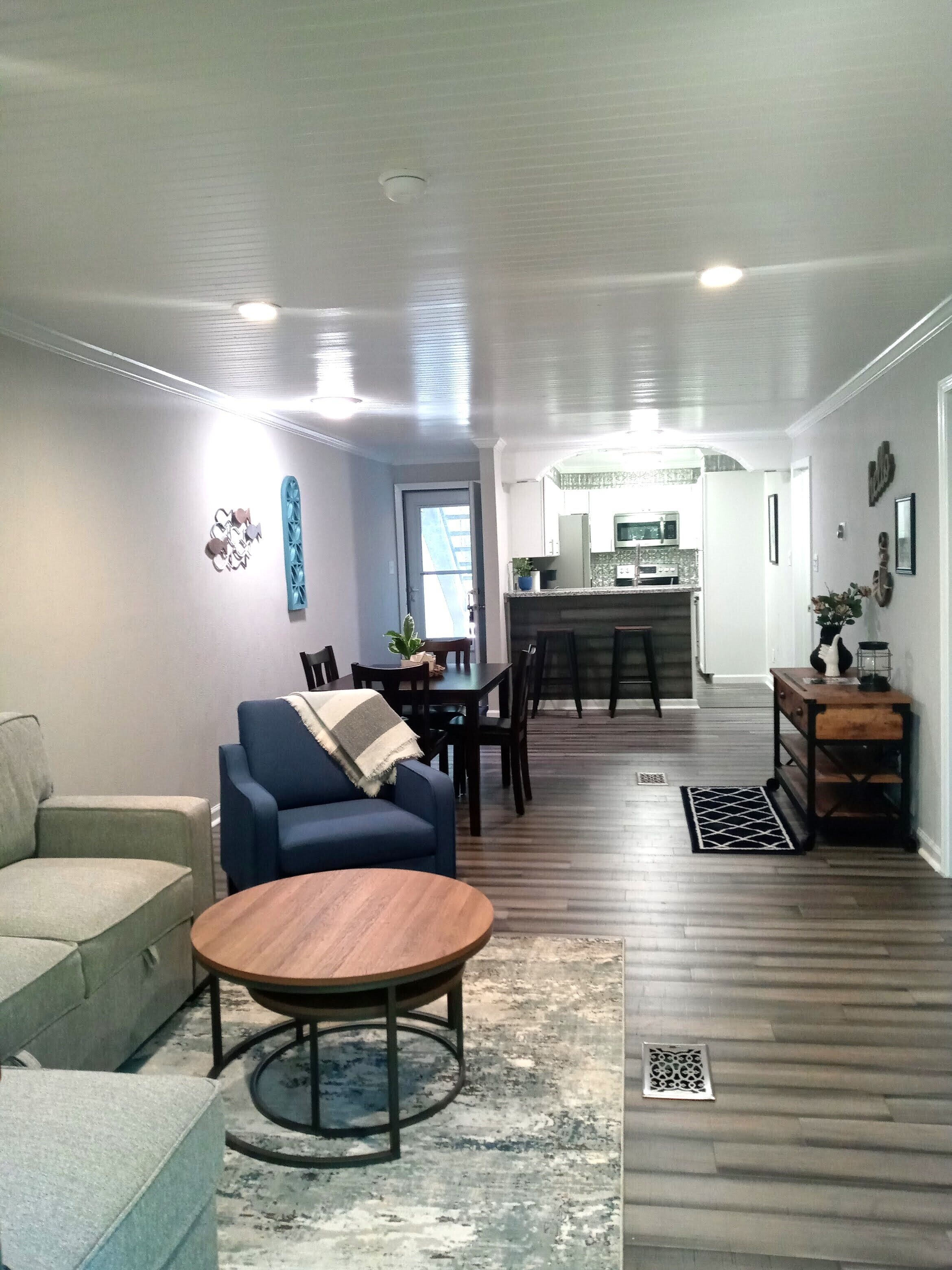 Walden on Lake Conroe 2 Bedroom / 2 Bathroom Condo