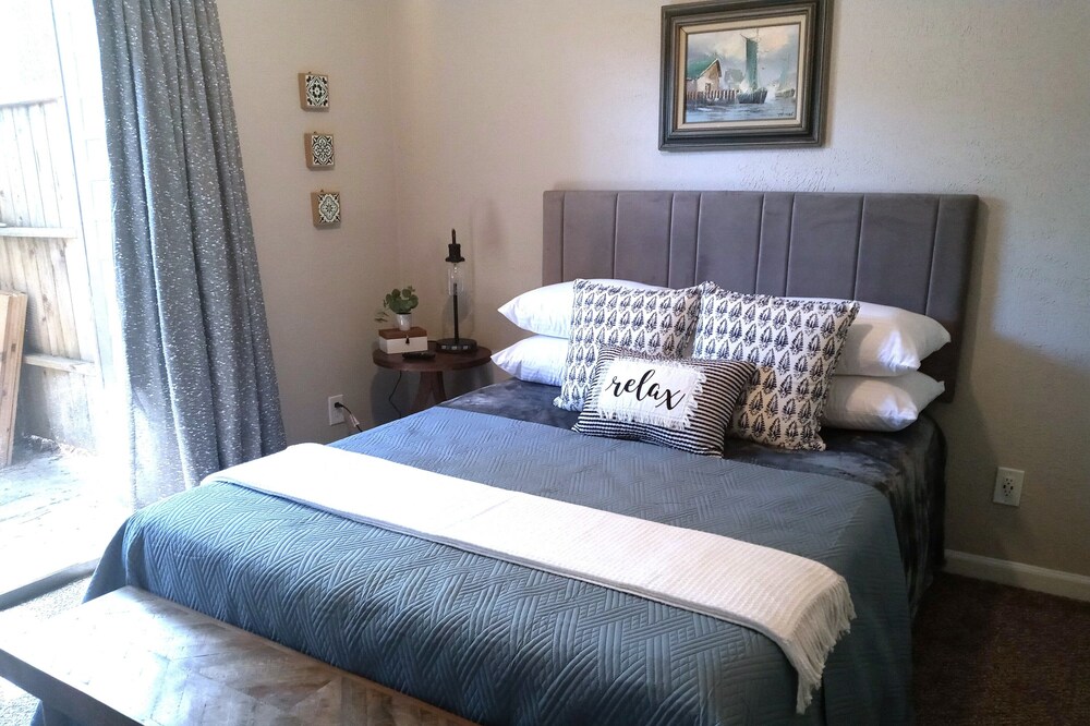 Walden on Lake Conroe 2 Bedroom / 2 Bathroom Condo