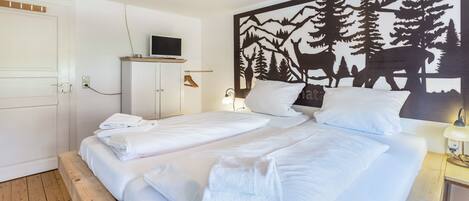 5 camere, Wi-Fi gratuito, lenzuola