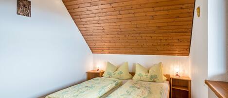 2 habitaciones, wifi gratis y ropa de cama