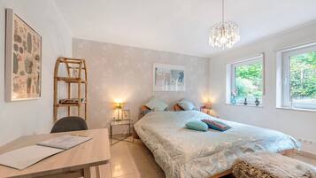 1 Schlafzimmer, BĂŒgeleisen/BĂŒgelbrett, kostenloses WLAN, BettwĂ€sche