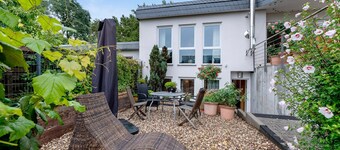 Apartment 'Bei Annemarie' with Private Terrace, Private Garden and Wi-Fi