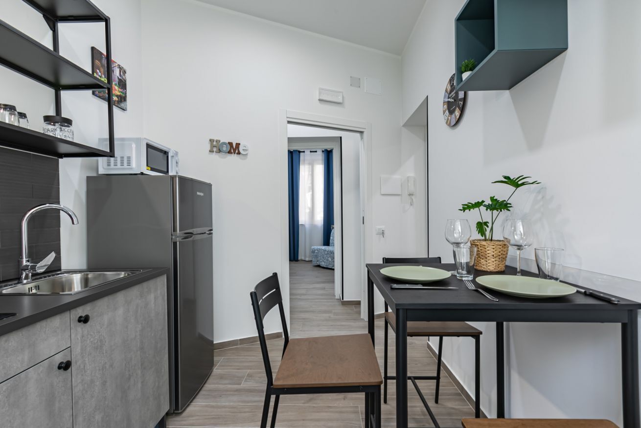 Fridge, microwave, stovetop, toaster