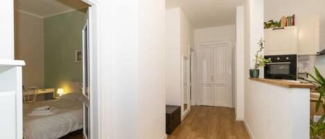 1 bedroom, iron/ironing board, Internet, bed sheets