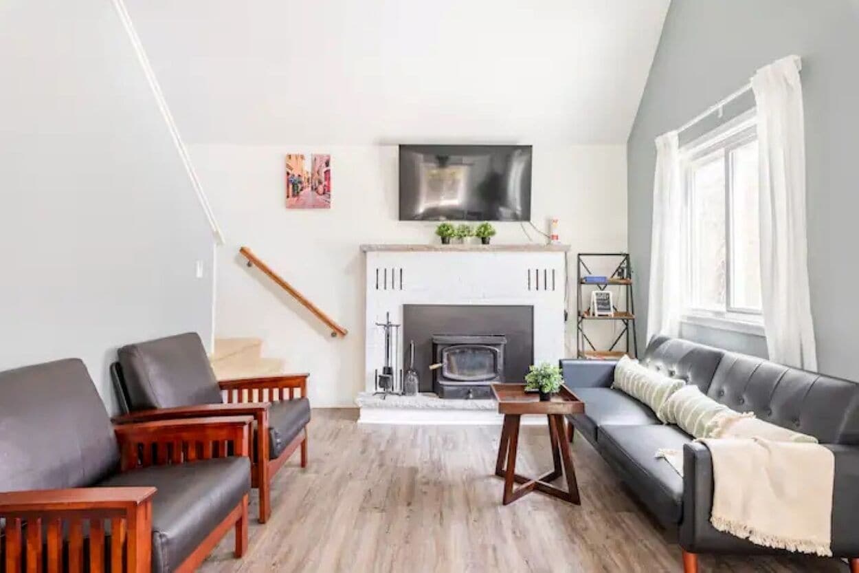 Cozy Chalet Getaway! - In the heart of Pocono Mountain