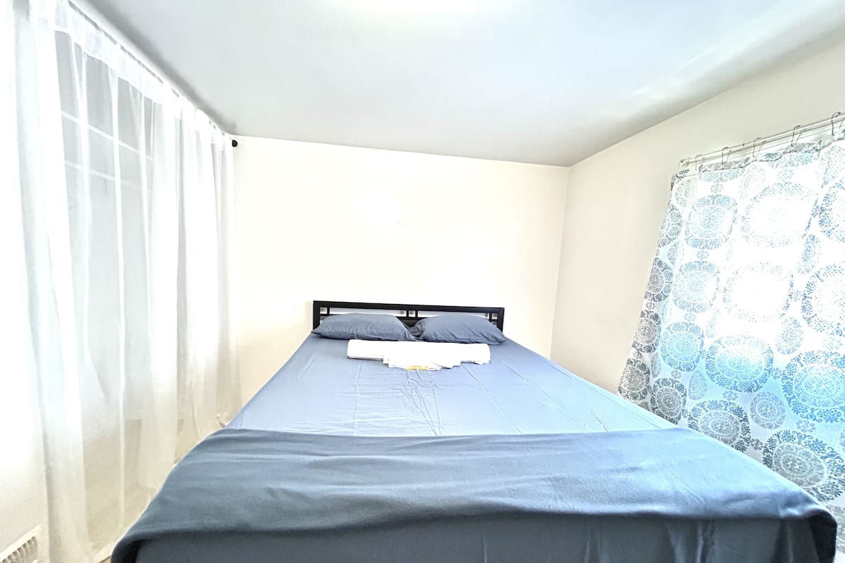 Quarto solteiro urbano