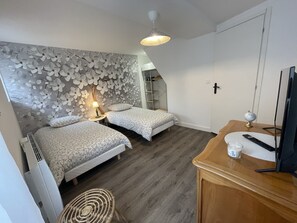 2 Schlafzimmer, Bügeleisen/Bügelbrett, kostenloses WLAN, Bettwäsche