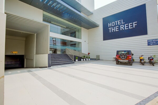 Hotel The Reef - Chandigarh