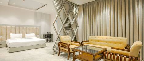 مكواة/لوح كي وواي فاي مجانًا وملاءات أسرّة