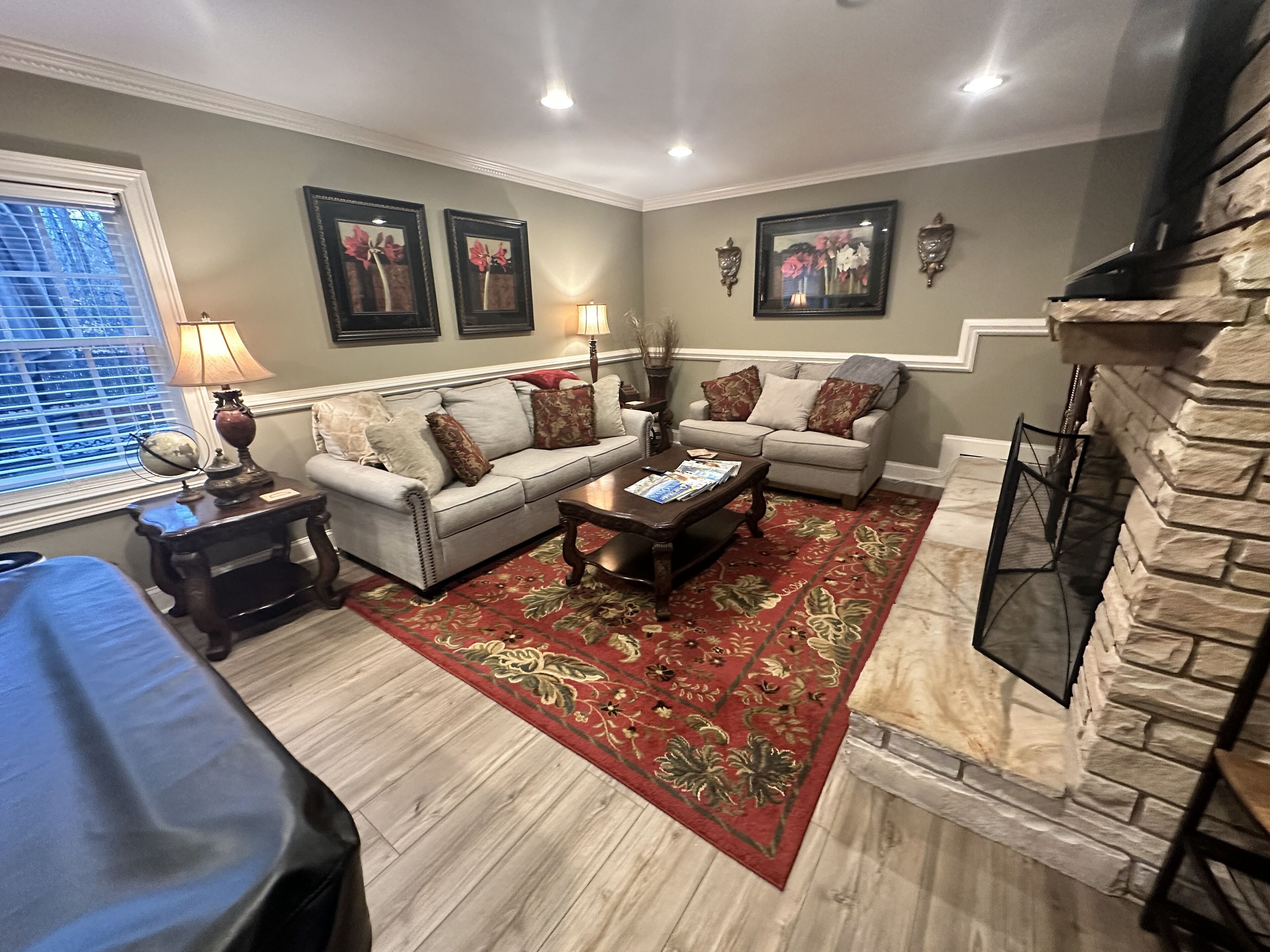 *Pool table, Ping Pong, Patio, Game Room & Laundry