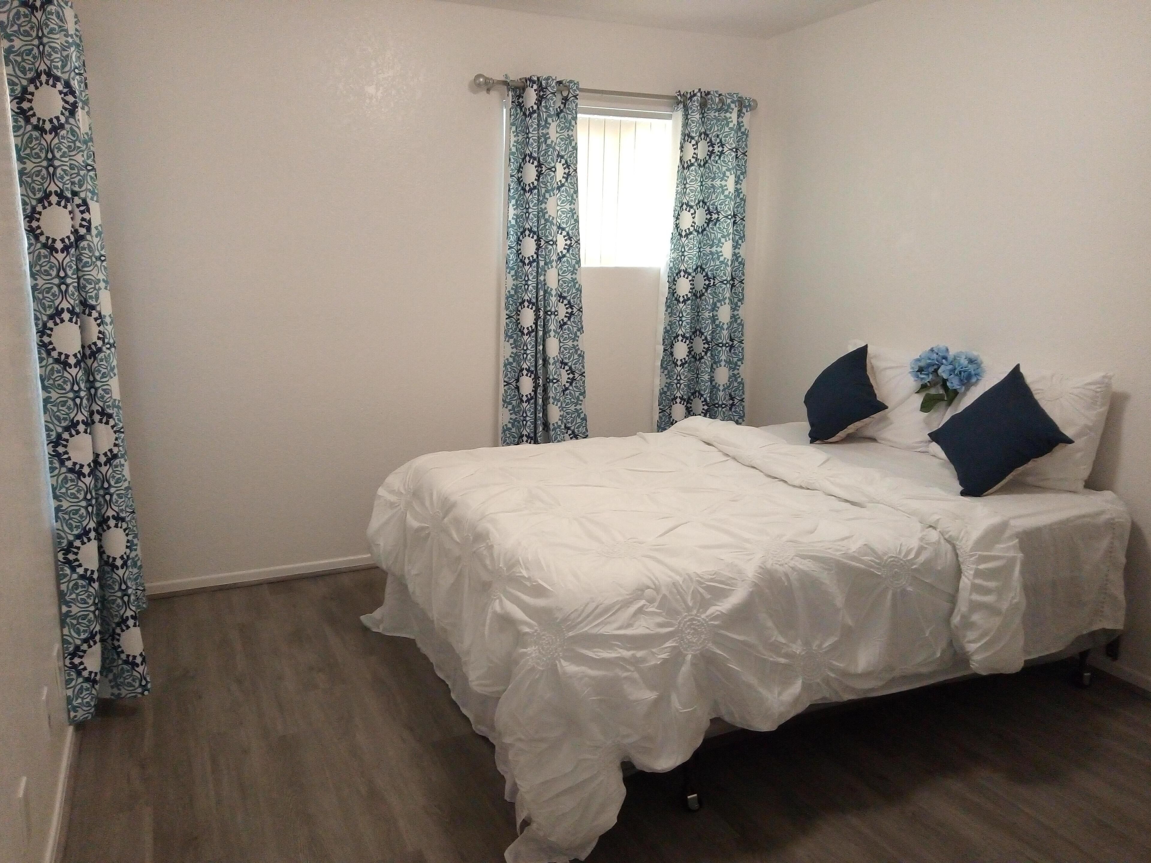 1 bedroom, iron/ironing board, Internet, bed sheets