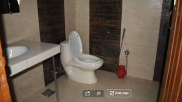 Shower, designer toiletries, towels, soap