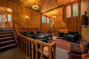 ロビー応接スペース