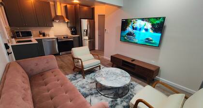 Beautiful Contemporary Home in Pinole Hills