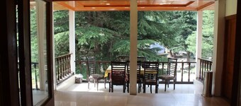 Pine Park Lake Luxury Resort Naran