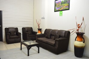 Reception - Hotel y Restaurante Premier  (La Esperanza)