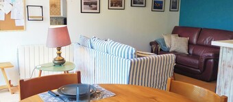 Maisonnette ideally located at the foot of the Napoleon Bridge