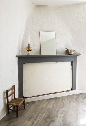 Interior - Beautiful village house (Tallone)
