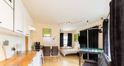 Umbrella Properties Apartment Birmingham