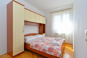 2 bedrooms, Internet - Apartment 2224/67733 (Istria - Rovinj), 800m from the beach (Rovinj)