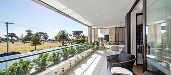 Oceano Residence Mornington