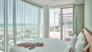 Exclusive Apartment, 2 Bedrooms, Terrace, Sea View | 3 bedrooms, in-room safe, desk, blackout curtains