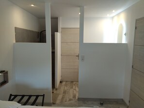 2 bedrooms, in-room safe, desk, iron/ironing board - L'ECURIE gîte 3*** 4 pers Auderville La Hague on the GR 223, SPA, free WI-FI (la hague)