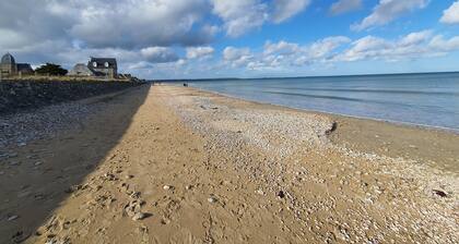 Cottage Lagoon Normandie, vue mer.Plage Ă 75 M, spa de nage privatif et jardin