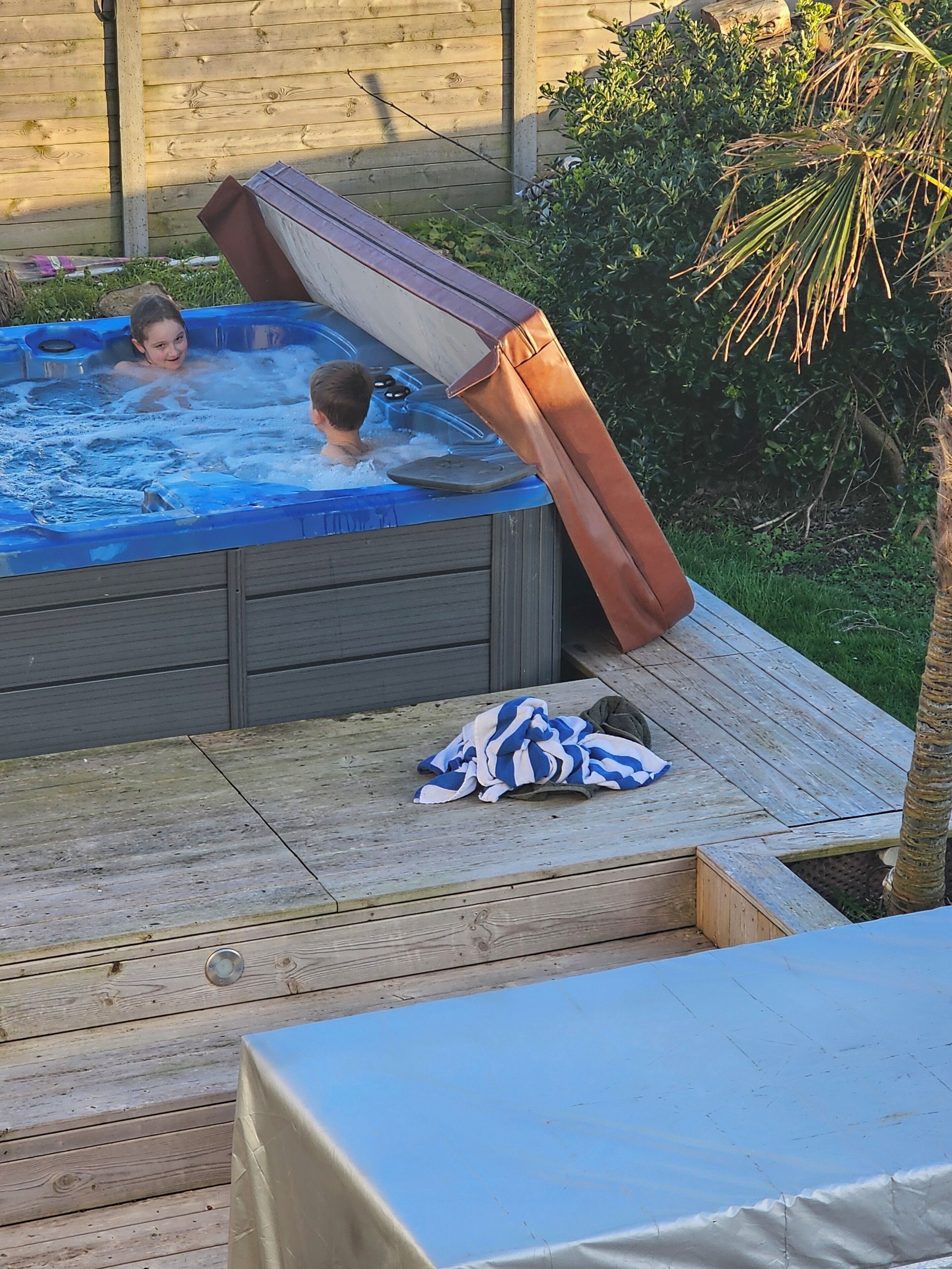Bain à remous extérieur