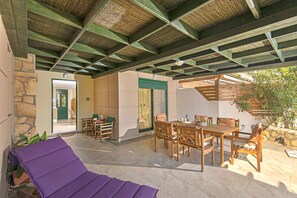 Family Villa | Terrace/patio