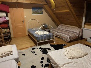Room - Barn in a green setting (Germs-sur-l'Oussouet)