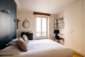 2 chambres, bureau, Wi-Fi, draps fournis