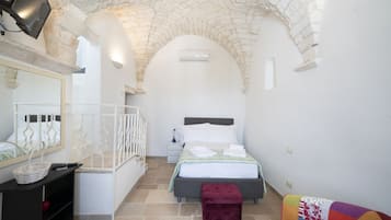 1 quarto, Wi-Fi de cortesia, roupa de cama