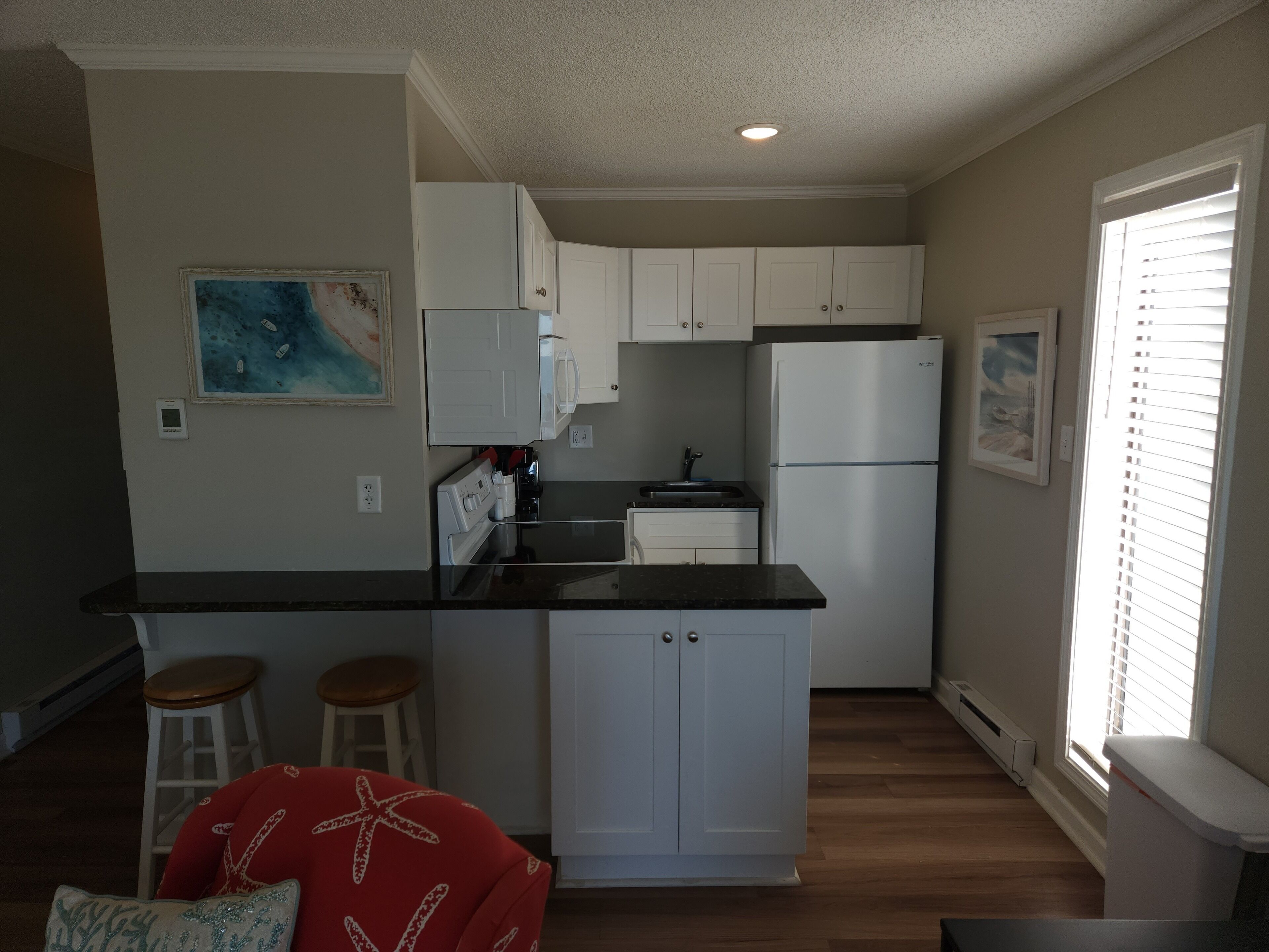 Steps to the Ocean! 152