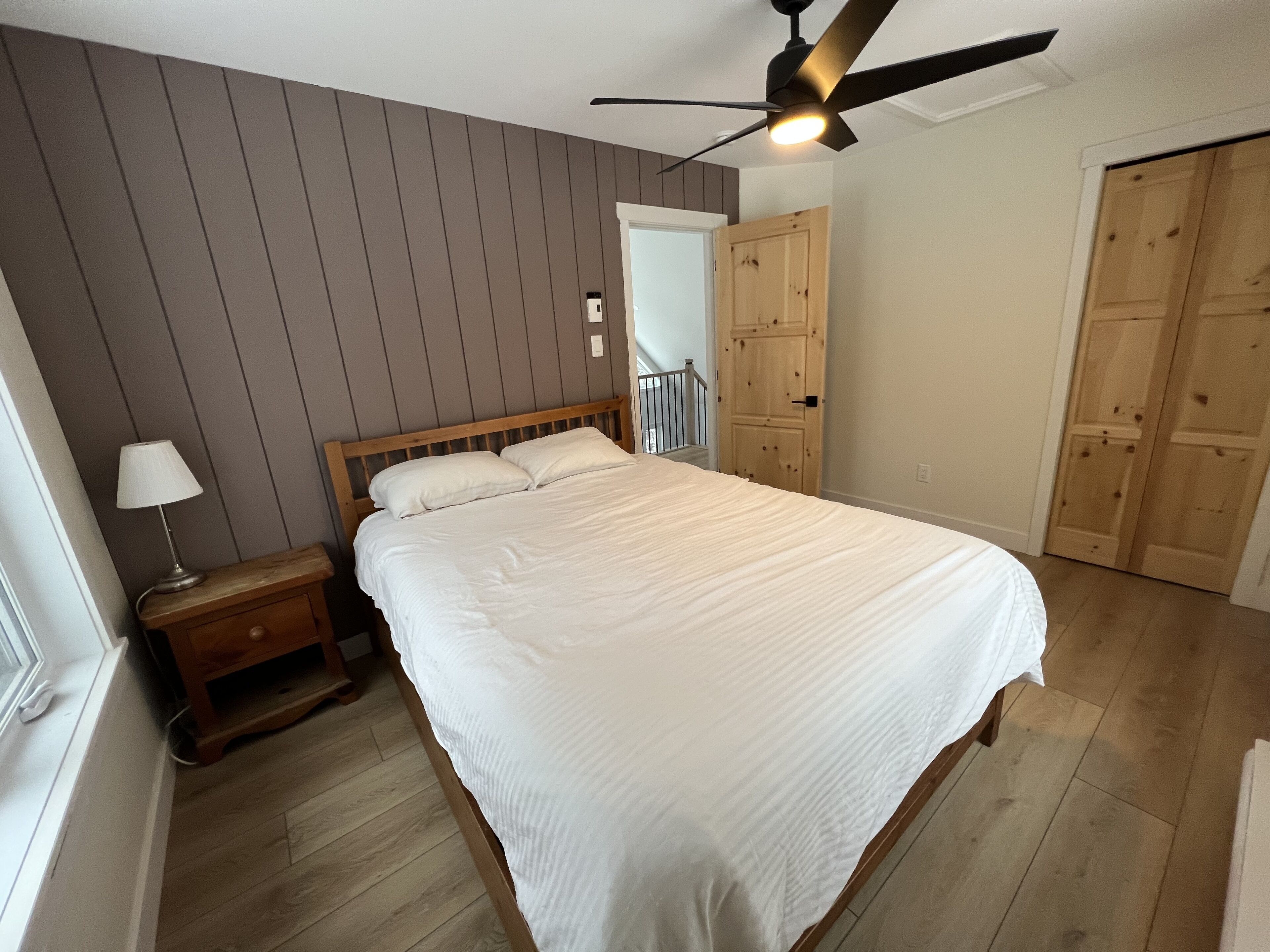 Brand new cottage oasis directly on the lake!