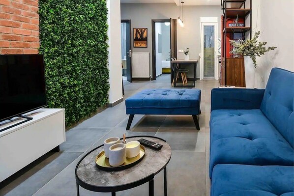 Télévision à écran plat