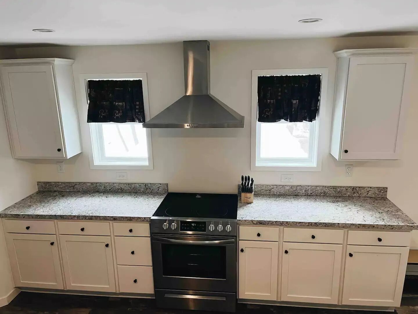 Conway modern home in the mountains