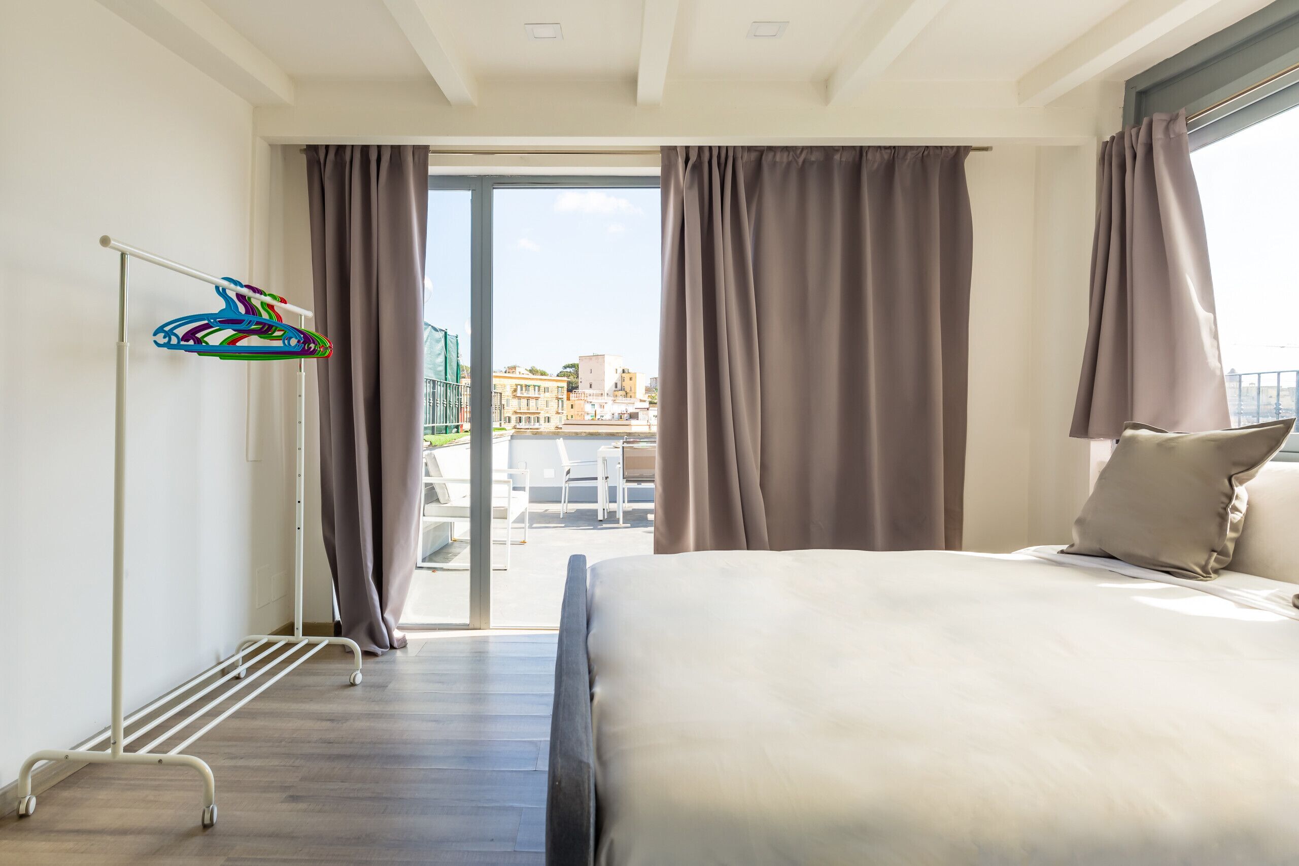 Serapide's Temple Apartment by Wonderful Italy