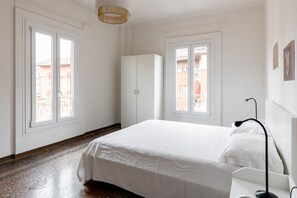 3 bedrooms, free WiFi, bed sheets