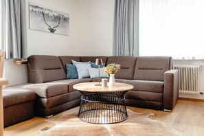 Hubertistudio | Premium bedding, minibar, in-room safe, individually decorated - Boutiquehotel Hubertushof (Bad Ischl)