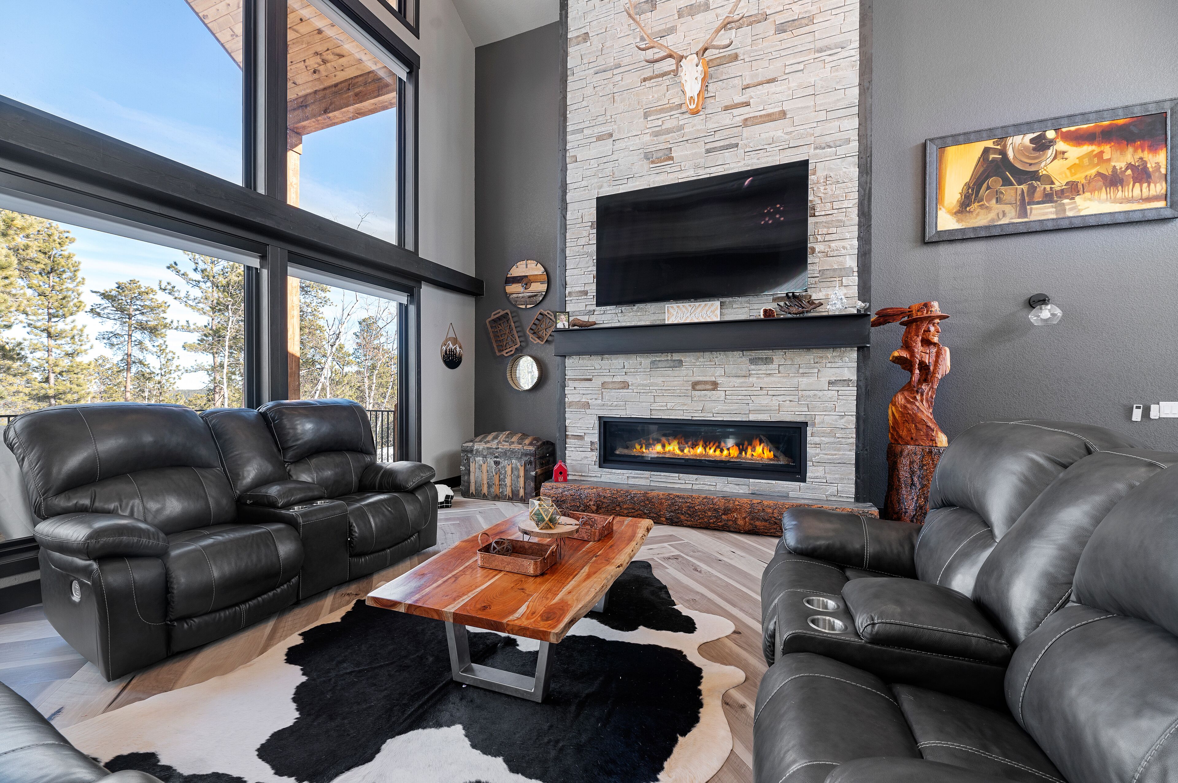 5300 Sq. Ft. Spacious Lodge w/ Swim Spa, 3-Levels and Full Game Room and Bar