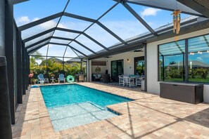 A heated pool - Coral Breeze  | Sunshelf | 4 Bed, 3 Bath (Rotonda West)