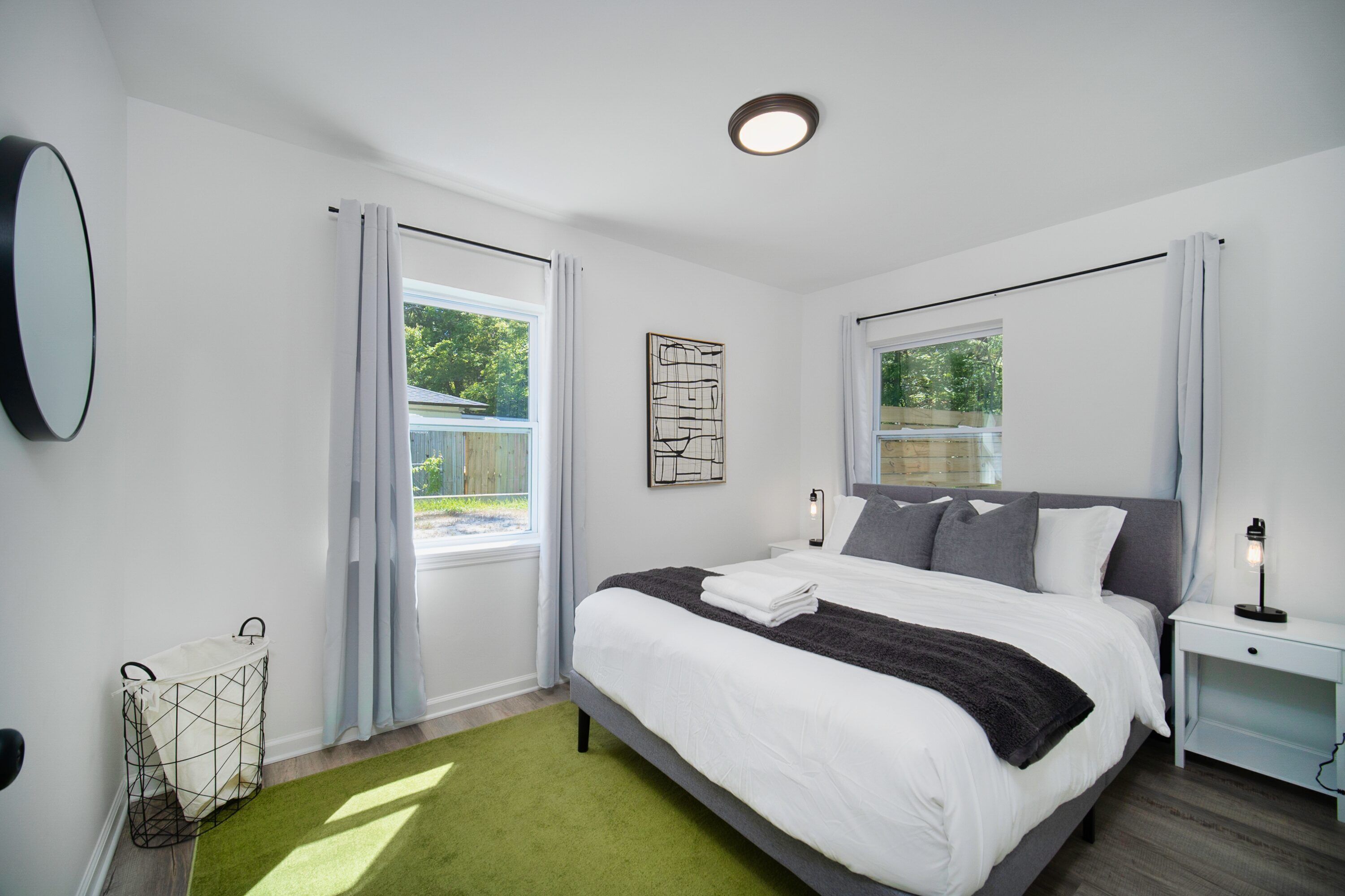 This apartment is a 2 bedroom(s), 1 bathrooms, located in Jacksonville, FL.