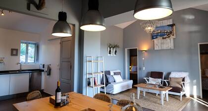 Lovely stay with private terrace and view to the sea.