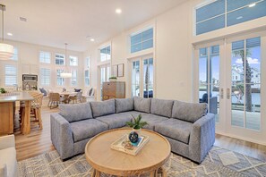 TV connectée, cheminée