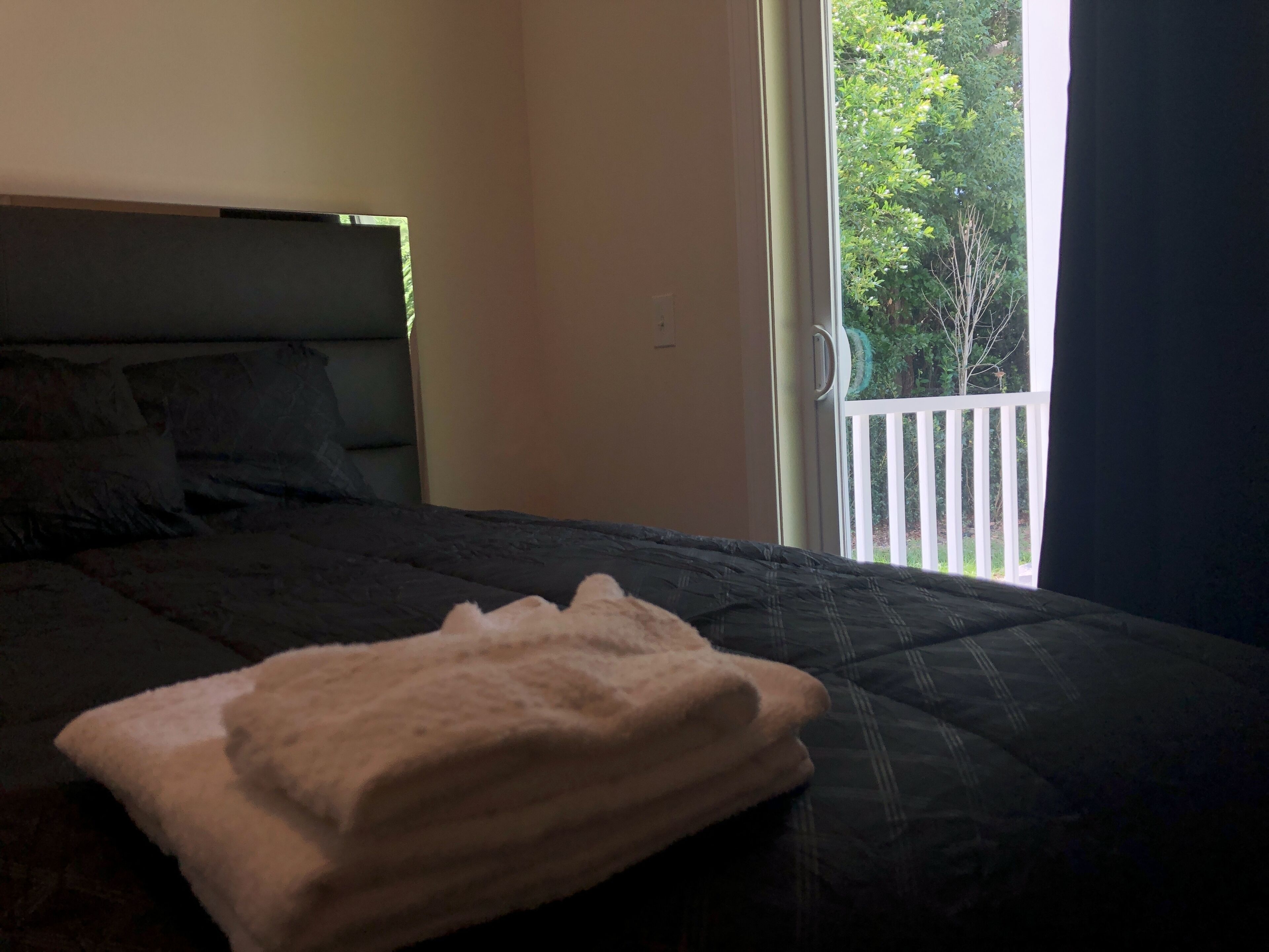 3 bedrooms, desk, iron/ironing board, WiFi