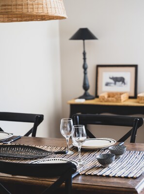Dining - La Mavéria - Beautiful T3 close to the lake (Annecy-le-Vieux)